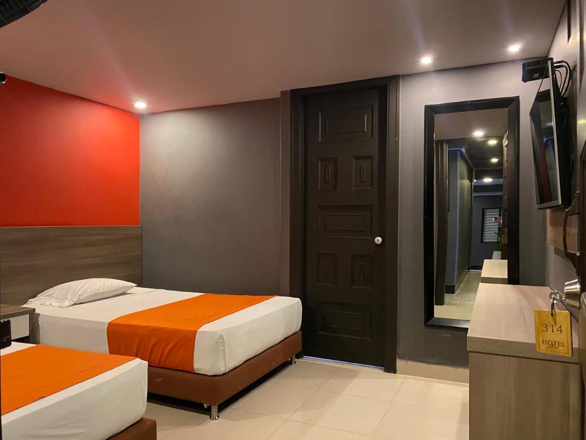 Hotel Latino เมเดยิน ภายนอก รูปภาพ